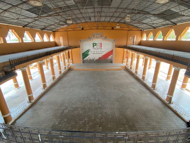 Moriamur, et in media arma ruamus